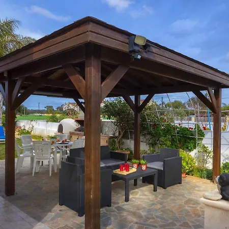 Sea Breeze Holiday